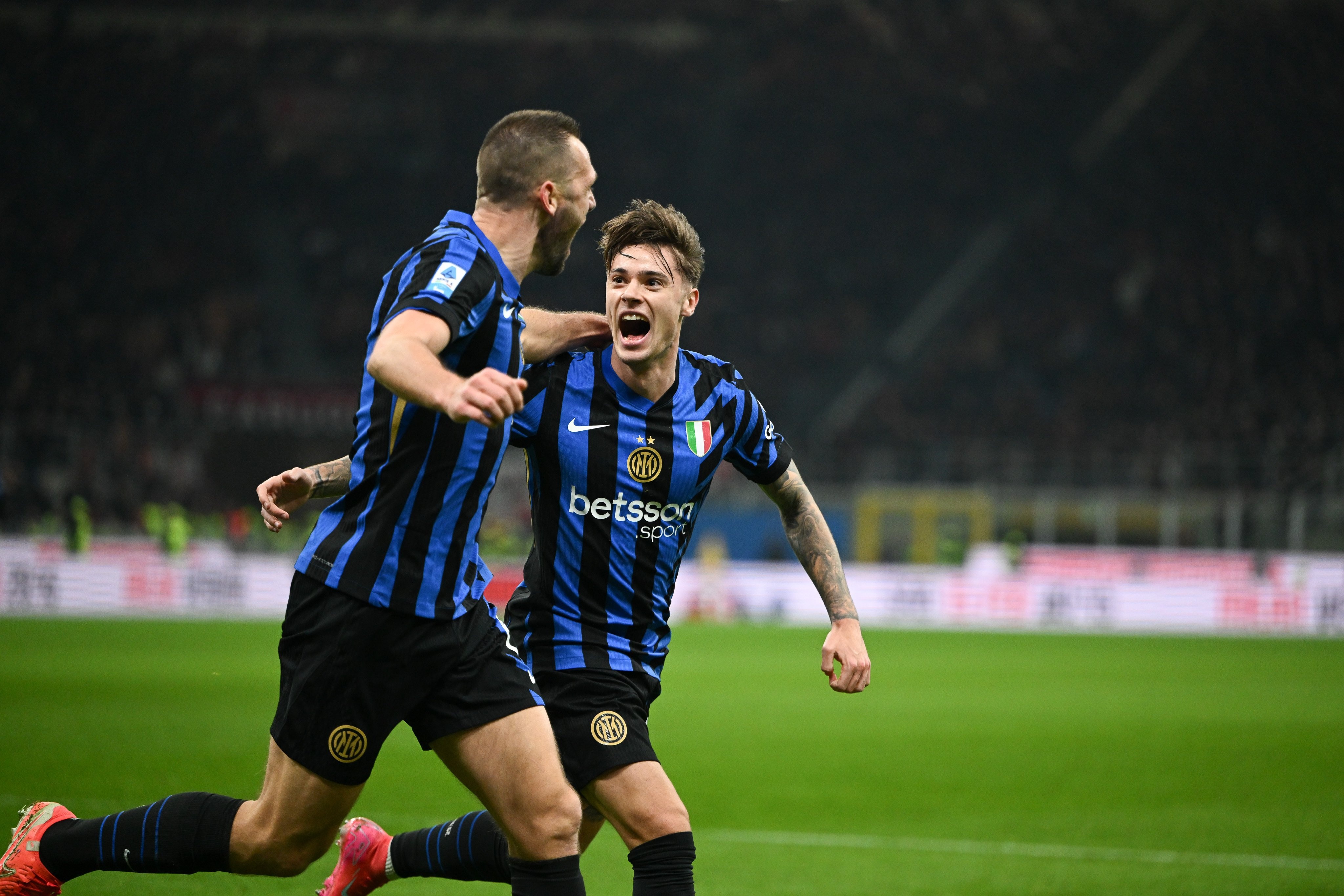 开云-意天空：扎莱夫斯基1700万欧从国米加盟亚特兰大，罗马分到170万