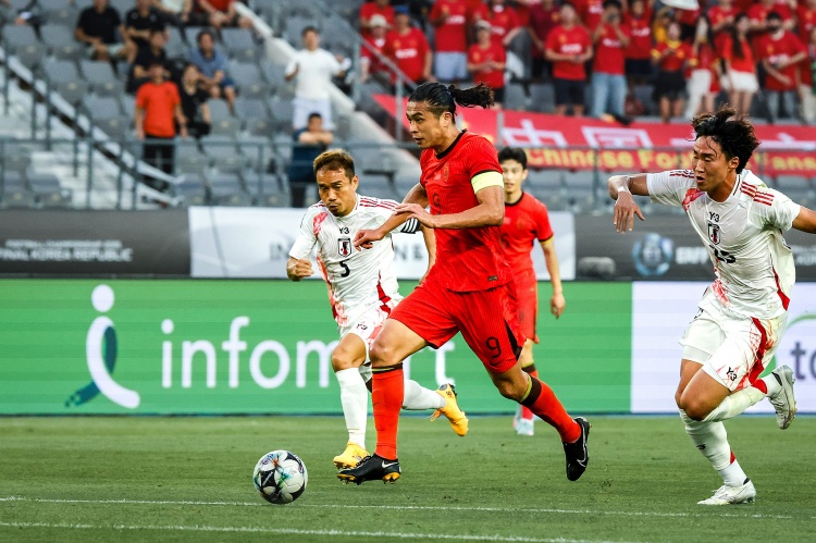 直播吧：29岁张玉宁成为新国足第一队长人选